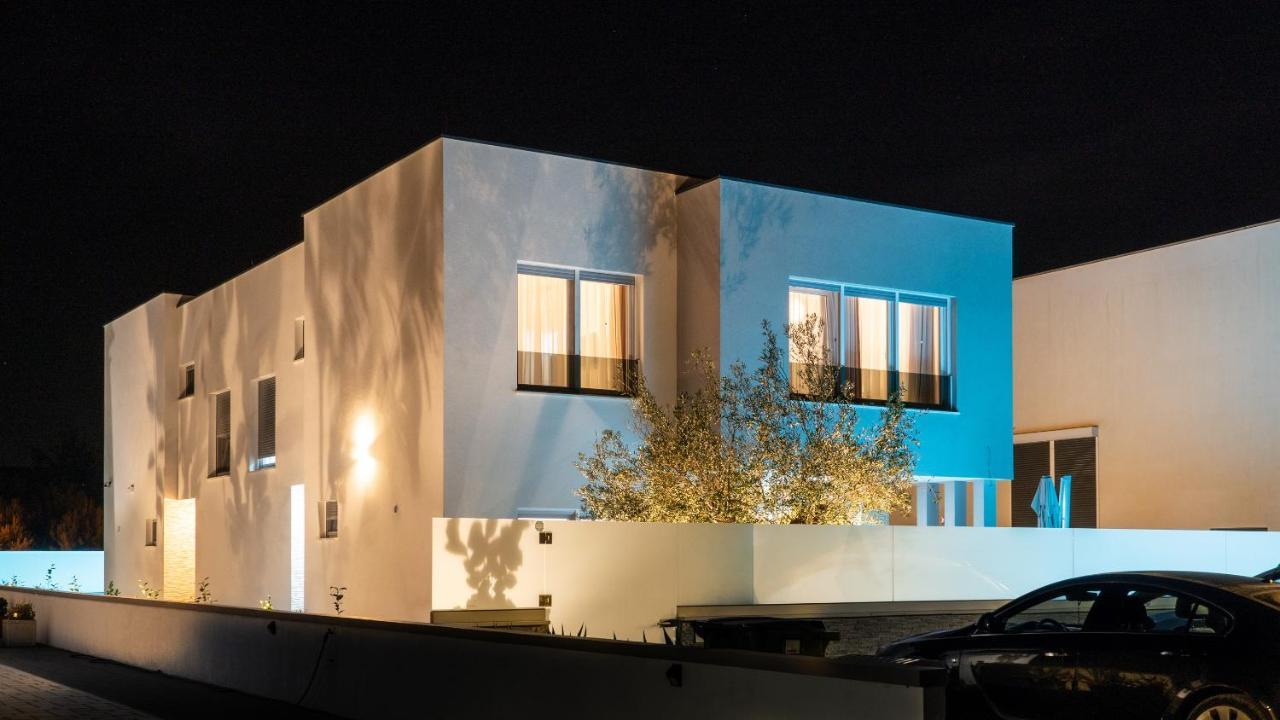 Villa Dea - Dein Rueckzugsort Am Meer Mit Beheiztem Pool Vrsi Dış mekan fotoğraf
