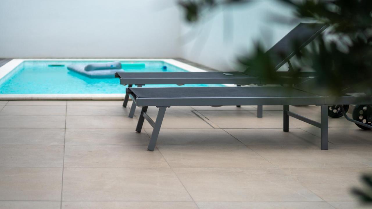 Villa Dea - Dein Rueckzugsort Am Meer Mit Beheiztem Pool Vrsi Dış mekan fotoğraf