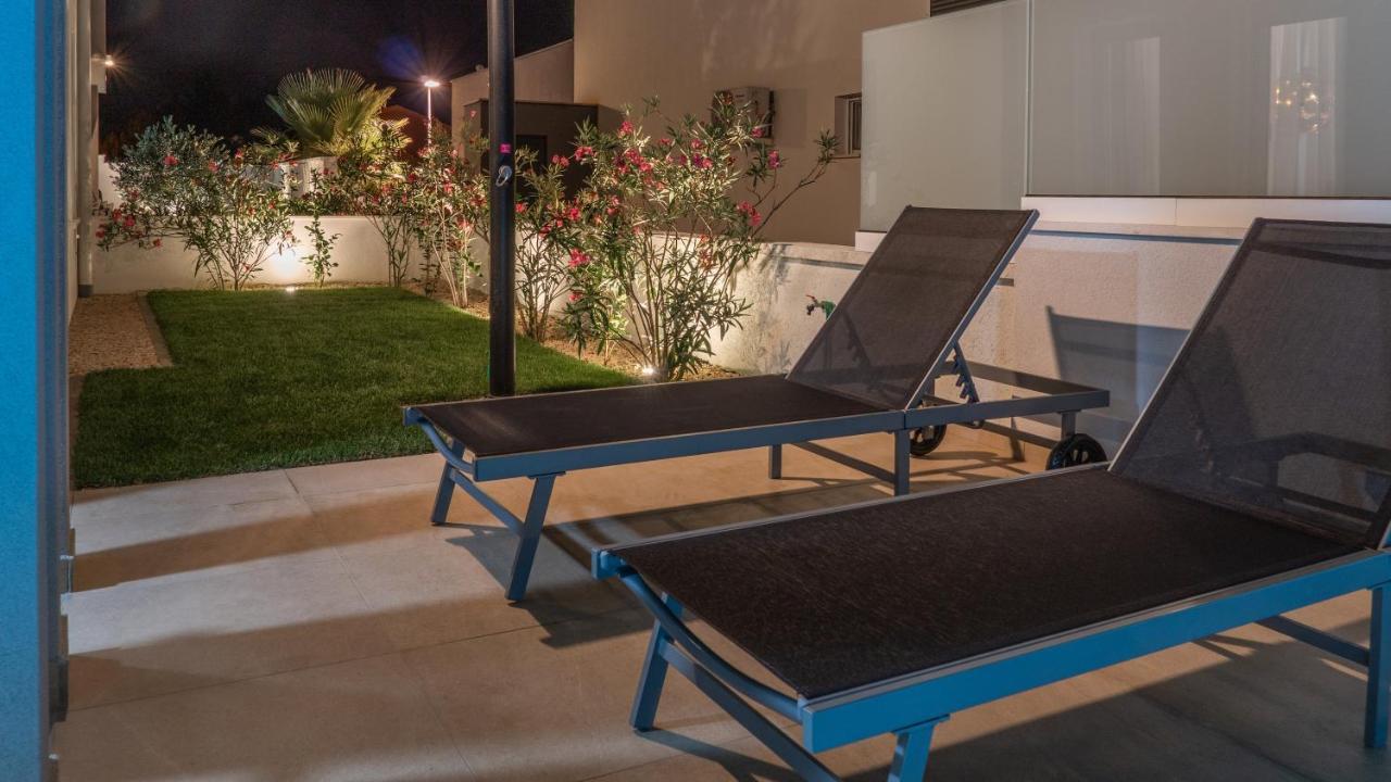 Villa Dea - Dein Rueckzugsort Am Meer Mit Beheiztem Pool Vrsi Dış mekan fotoğraf