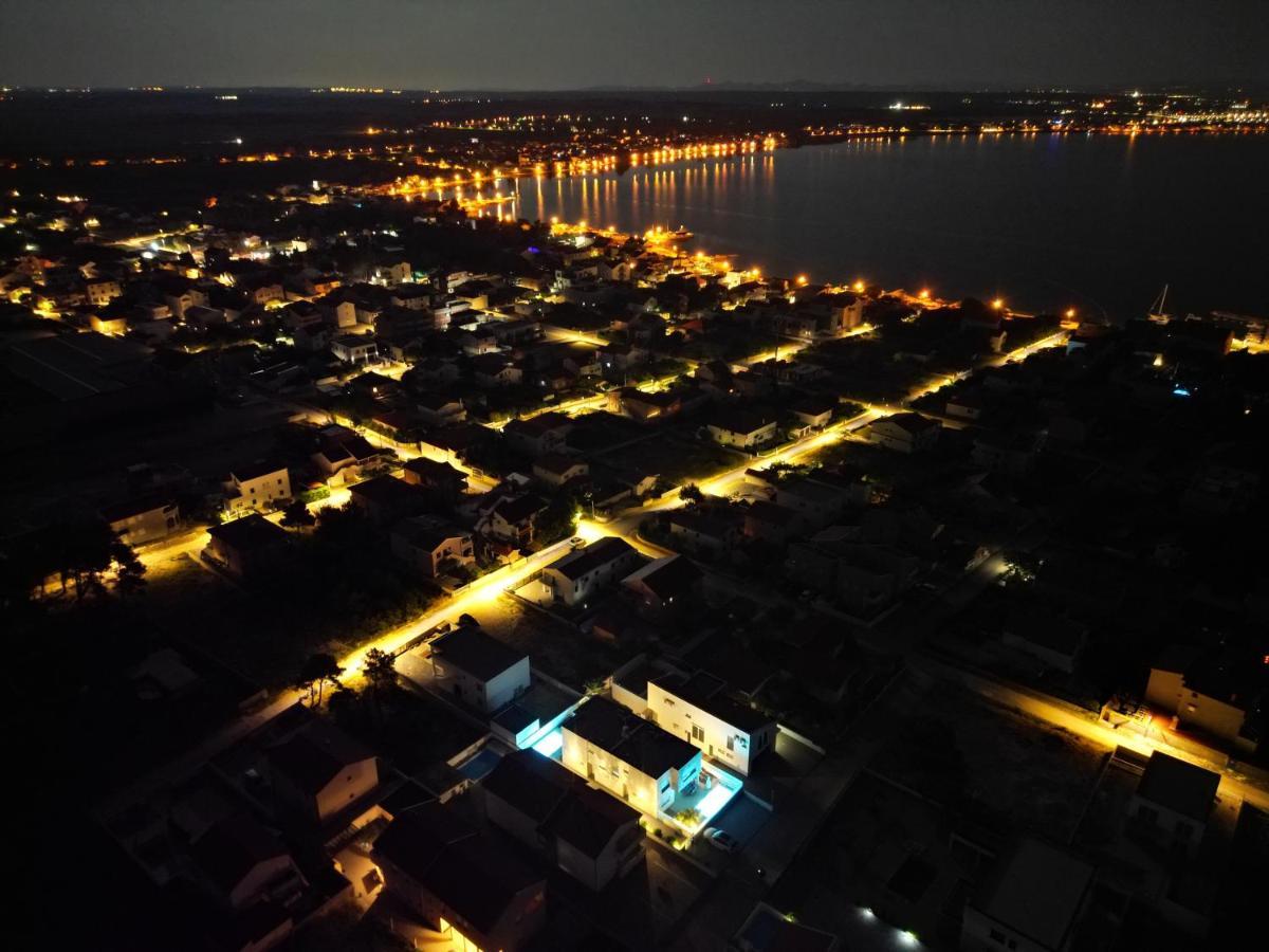 Villa Dea - Dein Rueckzugsort Am Meer Mit Beheiztem Pool Vrsi Dış mekan fotoğraf